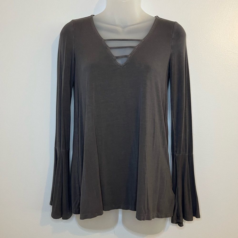 American Eagle Soft & Sexy Bell Sleeve Strappy V Neck Top XS Gray